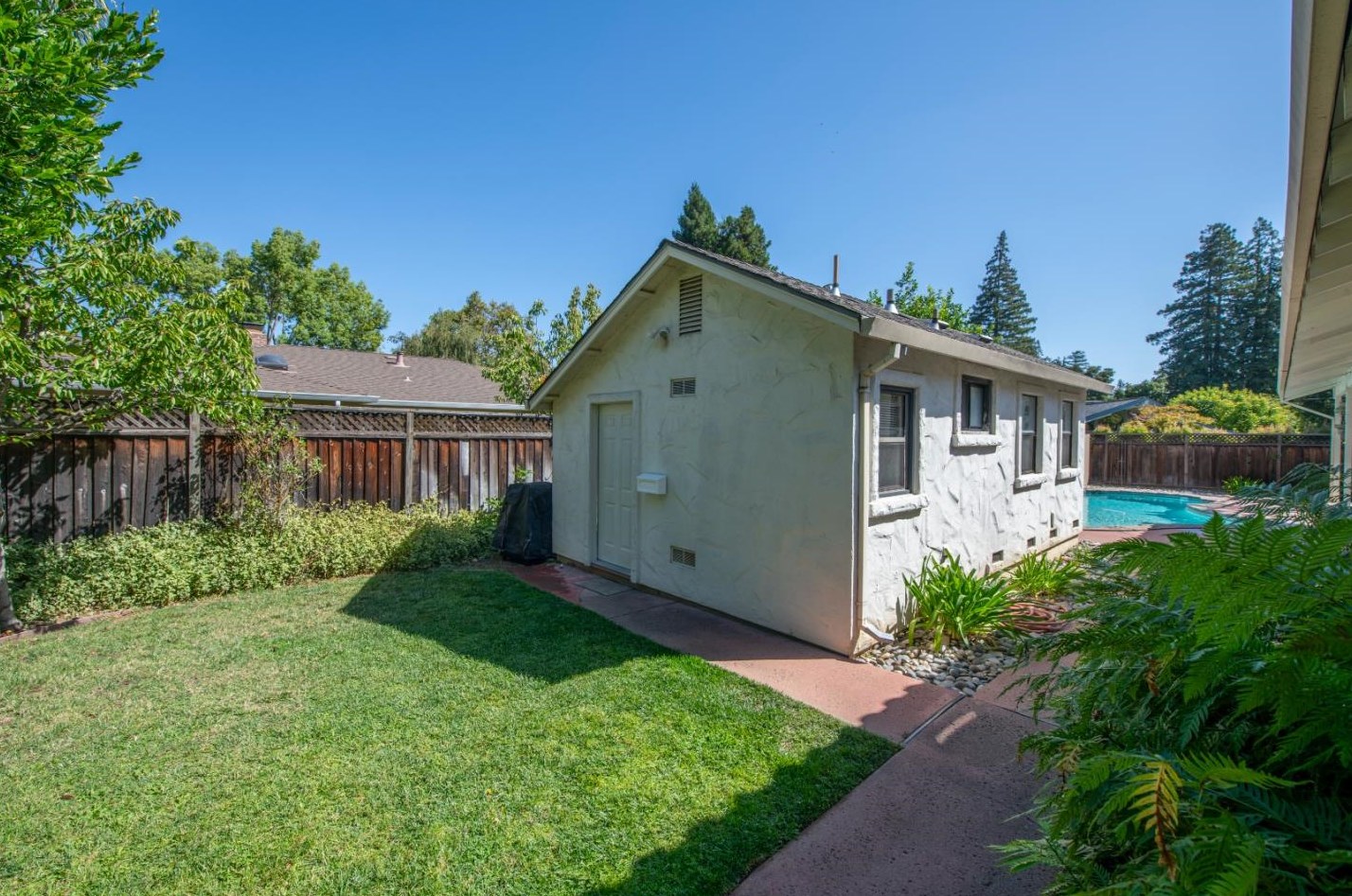 1911 Dry Crk Rd, Campbell CA 95008-3630 exterior