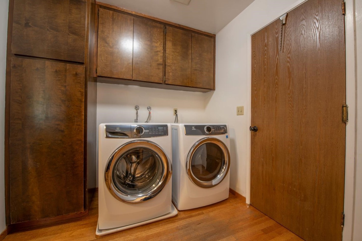 1911 Dry Crk Rd, Campbell CA 95008-3630 exterior