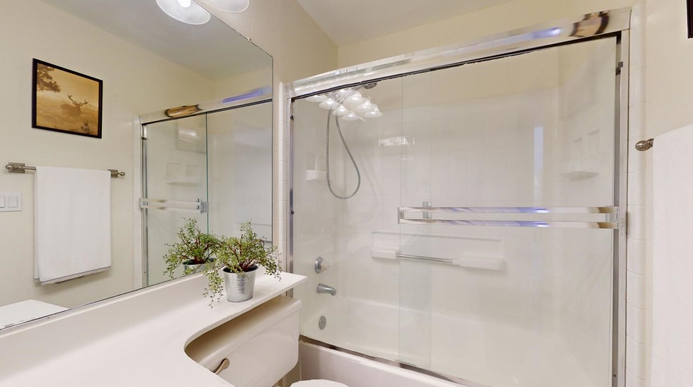 201 Palermo Ct, Rodeo CA 94547-2211 exterior