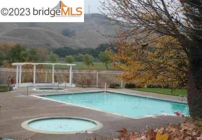 201 Palermo Ct, Rodeo CA 94547-2211 exterior