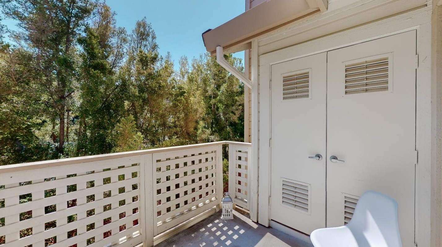 201 Palermo Ct, Rodeo CA 94547-2211 exterior