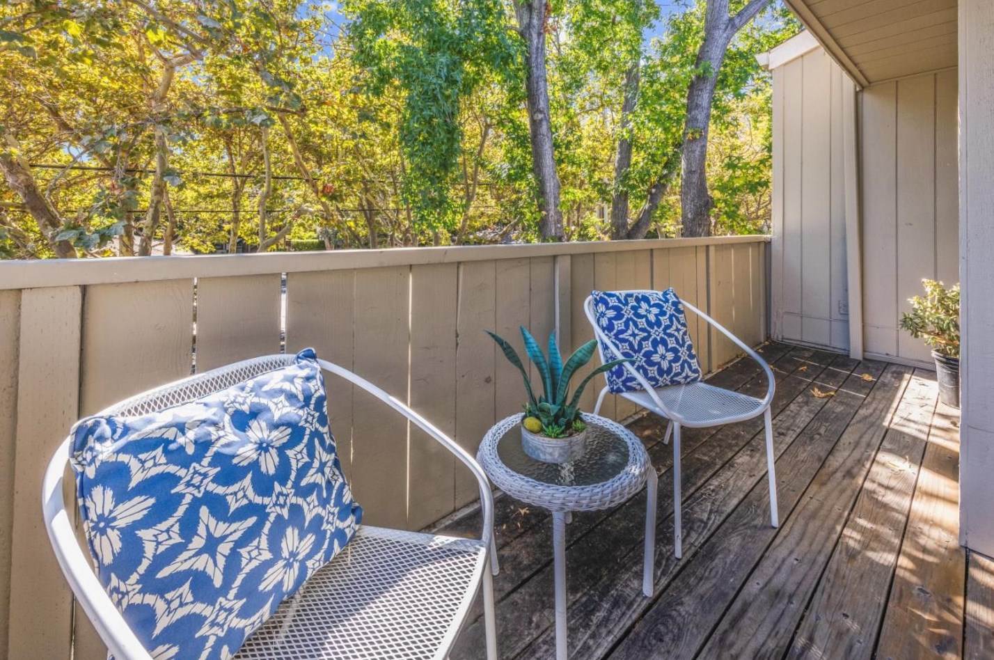 917 Apricot Ave B, Campbell, CA 95008