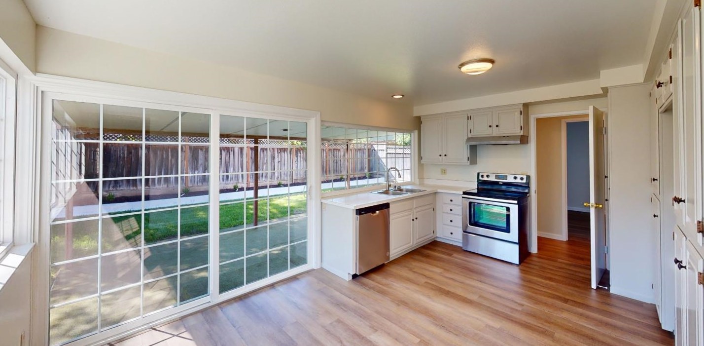 246 Cresta Vista Way, San Jose CA  95119-1509 exterior