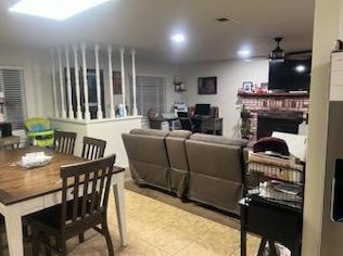 18498 Northridge Dr, Salinas CA  93906-1903 exterior