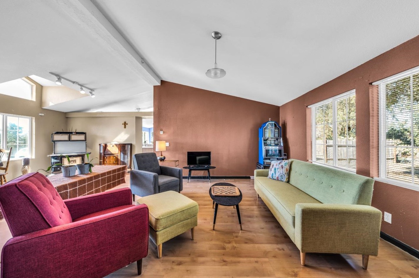 8645 Archer Rd, Salinas CA  93907-8791 exterior