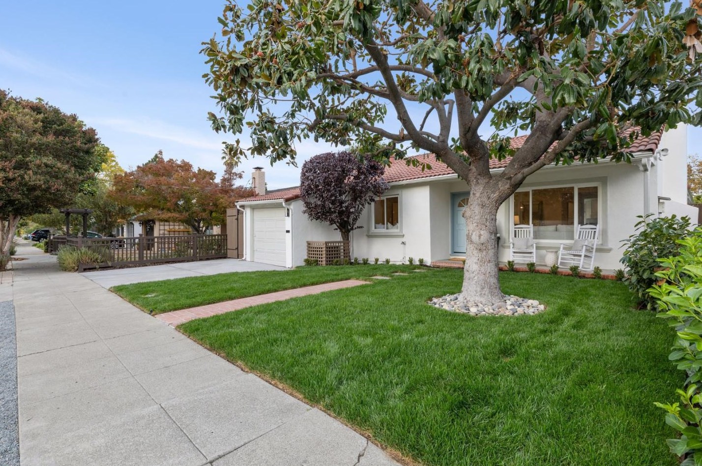 983 Johnson St, Redwood City, CA 94061