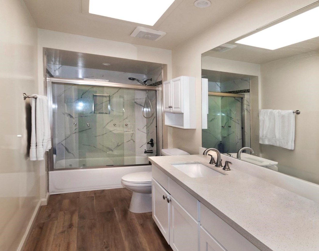 3470 Glendora Dr, San Mateo CA  94403-3942 exterior