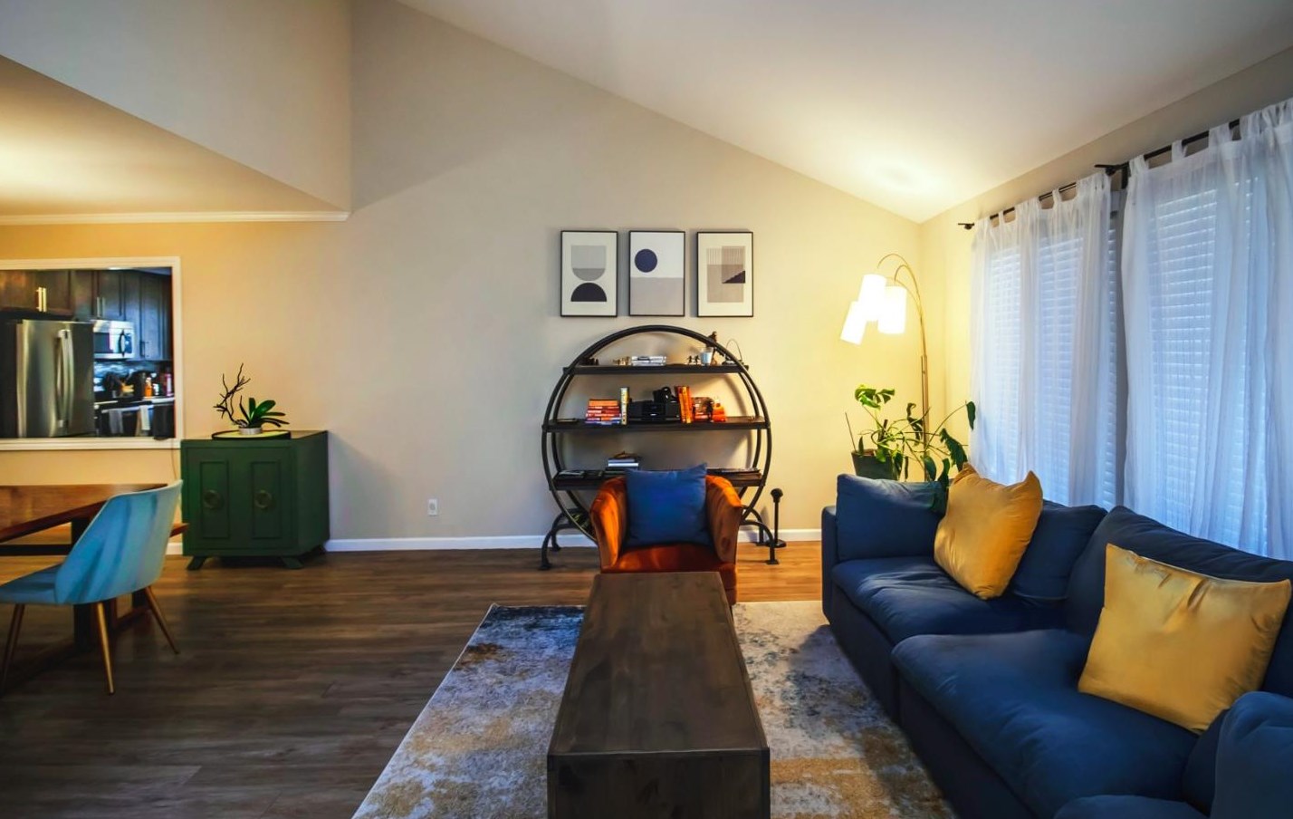 3470 Glendora Dr, San Mateo CA  94403-3942 exterior