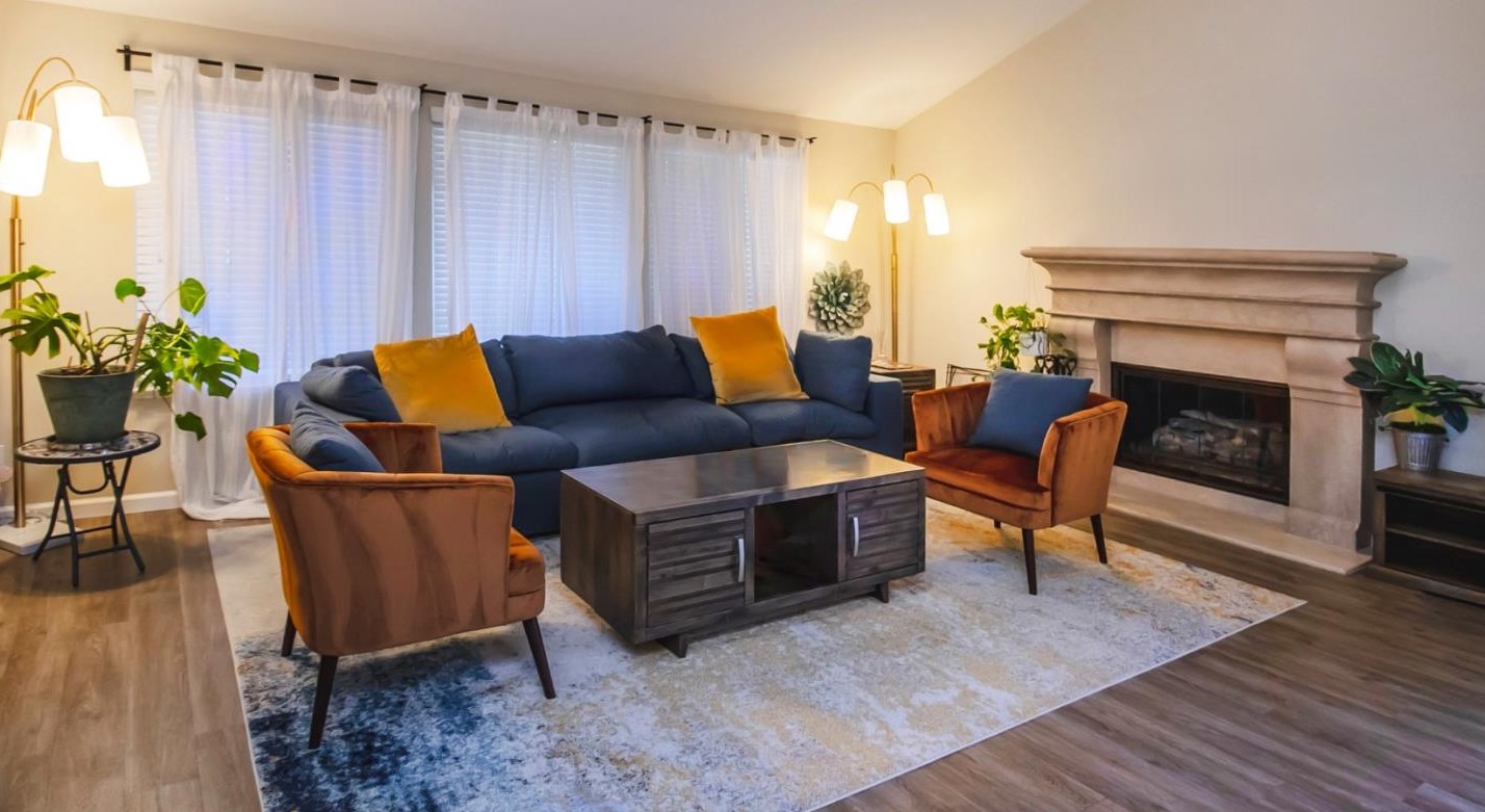 3470 Glendora Dr, San Mateo CA  94403-3942 exterior