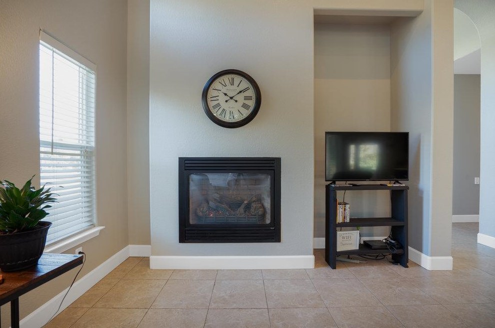 17890 Pesante Rd, Salinas CA  93907-1563 exterior