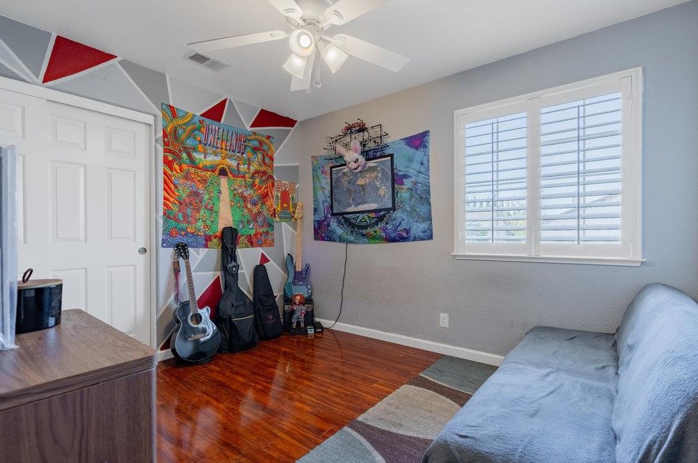 1754 Brentwood Ct, Hollister CA  95023-8110 exterior