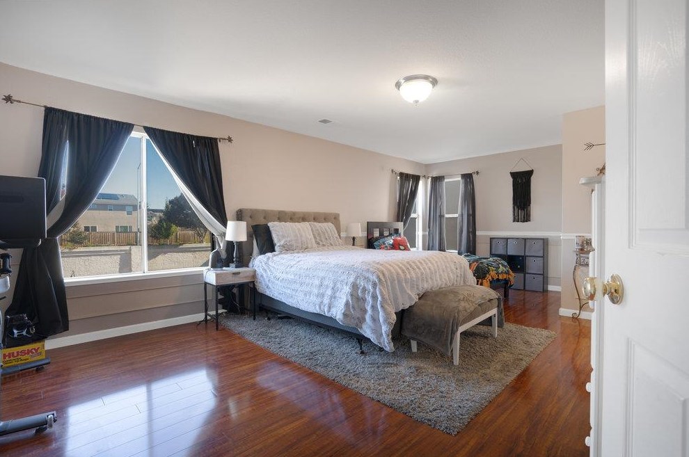 1754 Brentwood Ct, Hollister CA  95023-8110 exterior