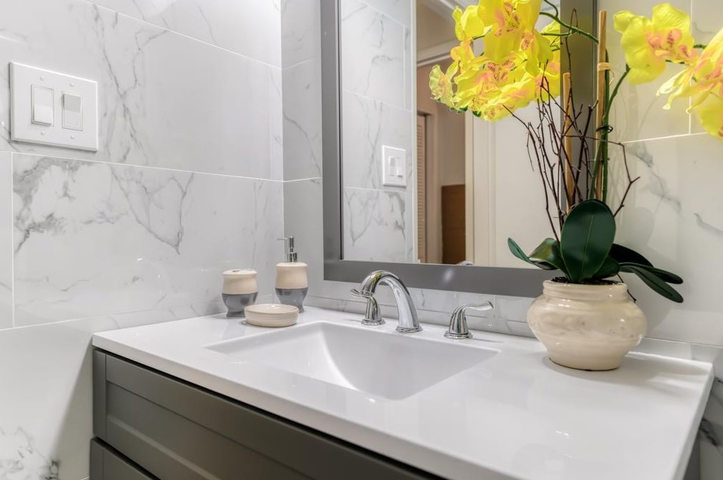 2940 Gomer Dr, Richmond CA  94806-2659 exterior