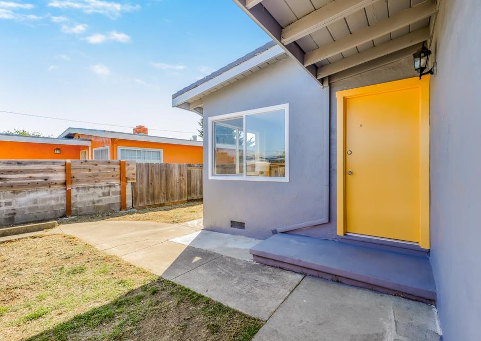 2940 Gomer Dr, Richmond CA  94806-2659 exterior