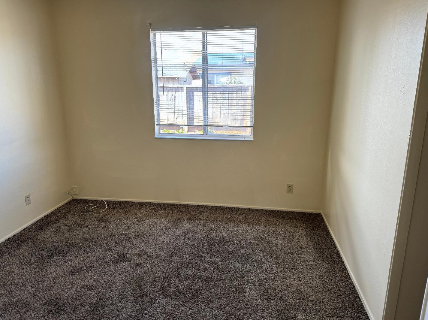 1535 Imperial Way, Salinas CA  93906-2516 exterior