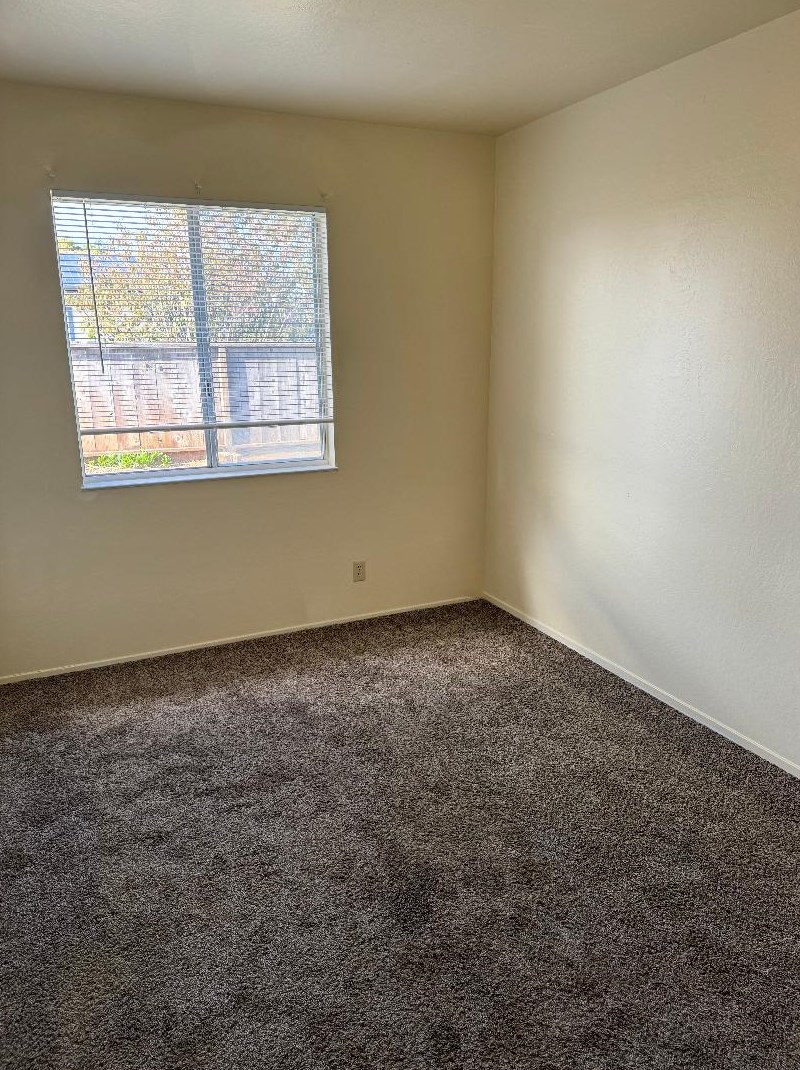 1535 Imperial Way, Salinas CA  93906-2516 exterior