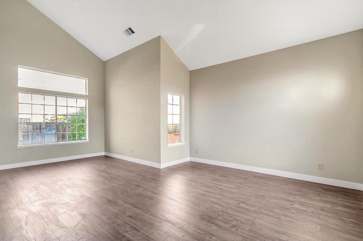 717 Deerfield Dr, Vallejo CA  94503 exterior