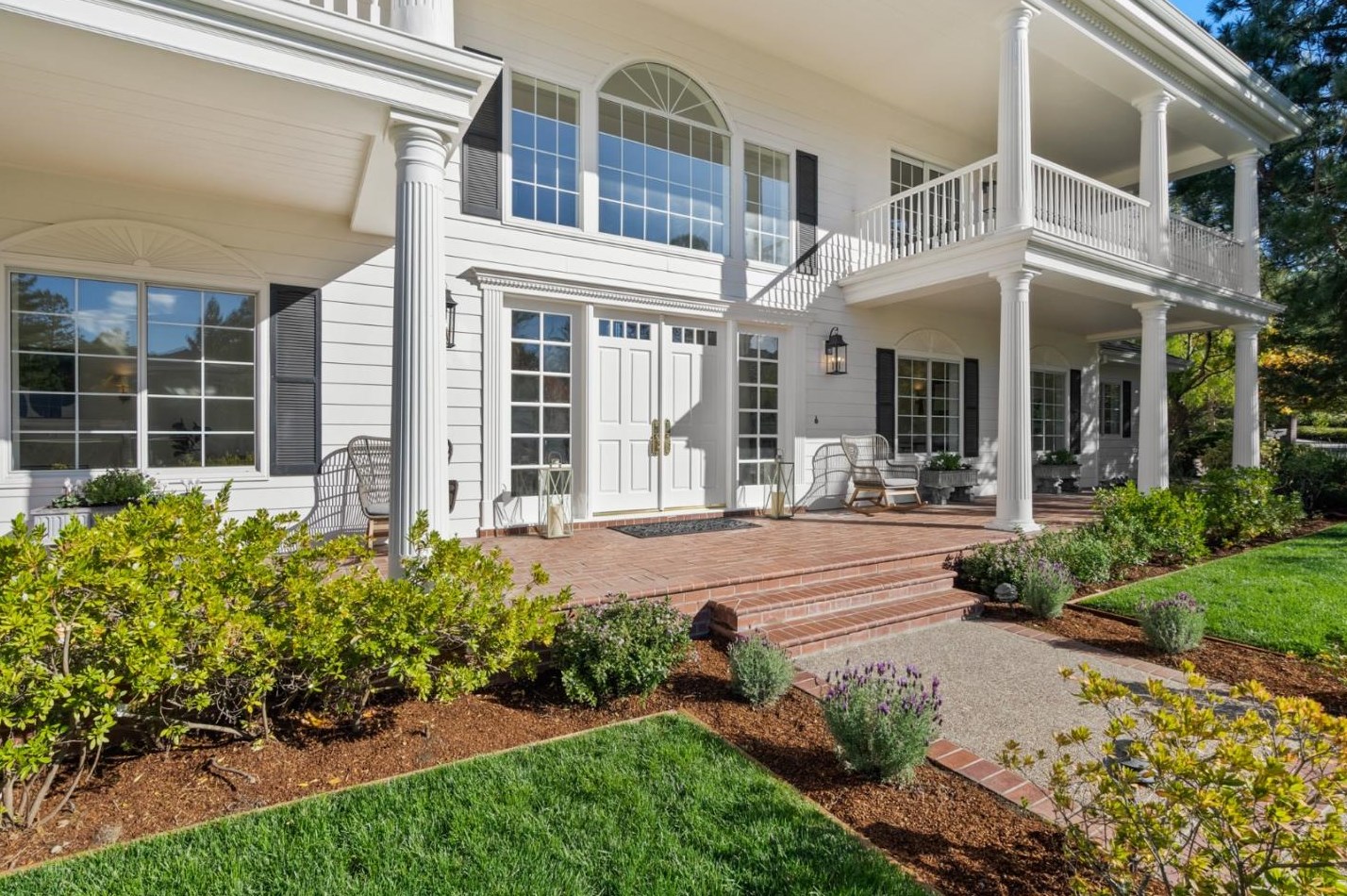 18 Colton Ct, Redwood City, CA 94062