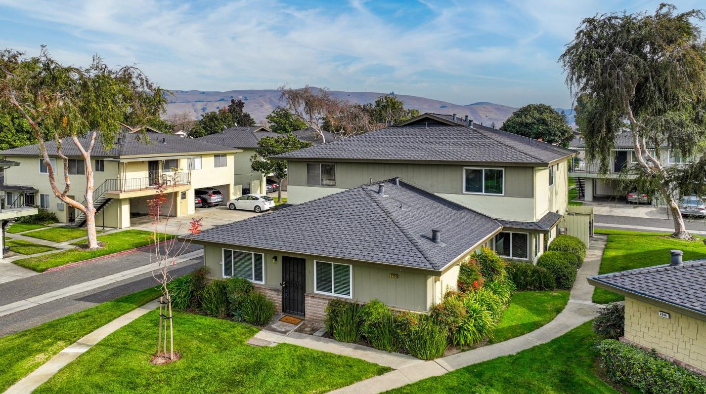 2224 Peacock Pl, Union City CA  94587-4573 exterior