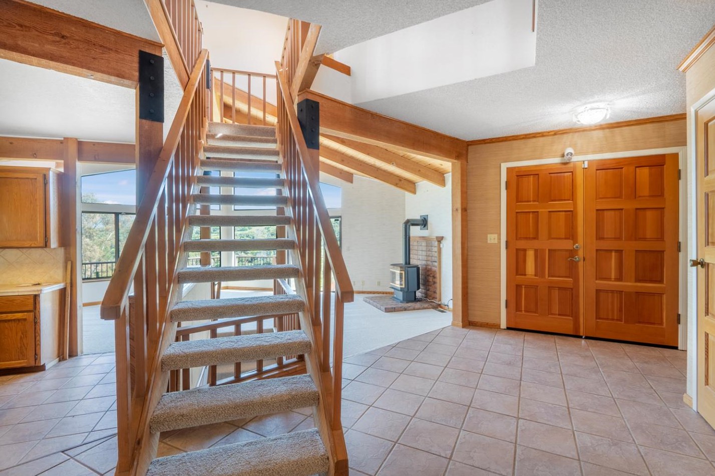 16955 Oakridge Ln, Morgan Hill CA  95037-6819 exterior
