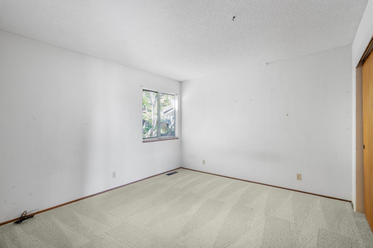 16955 Oakridge Ln, Morgan Hill CA  95037-6819 exterior