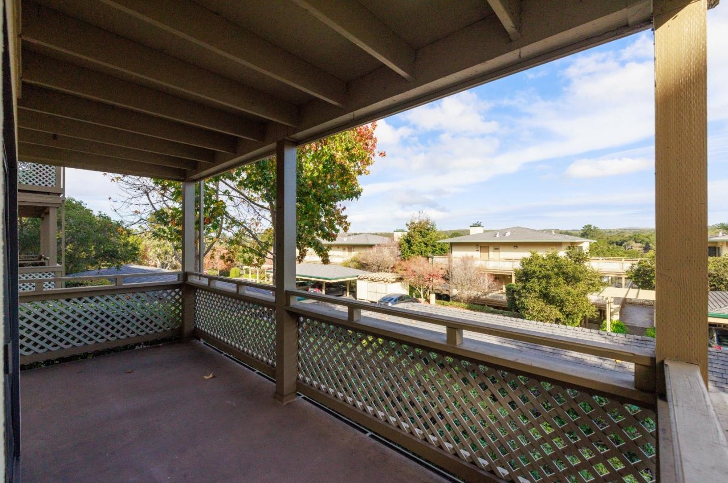 230 Pheasant Rdg Rd, Monterey CA  93940-5763 exterior