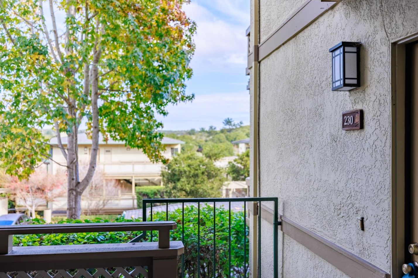 230 Pheasant Rdg Rd, Monterey CA  93940-5763 exterior