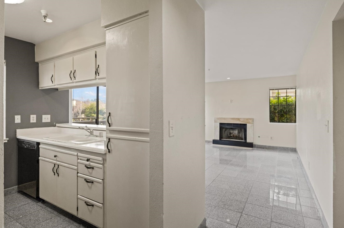 230 Pheasant Ridge Rd, Monterey CA  93940-5717 exterior