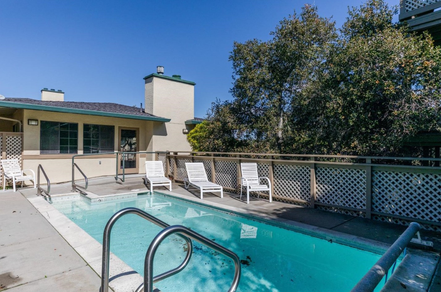 230 Pheasant Rdg Rd, Monterey CA  93940-5763 exterior