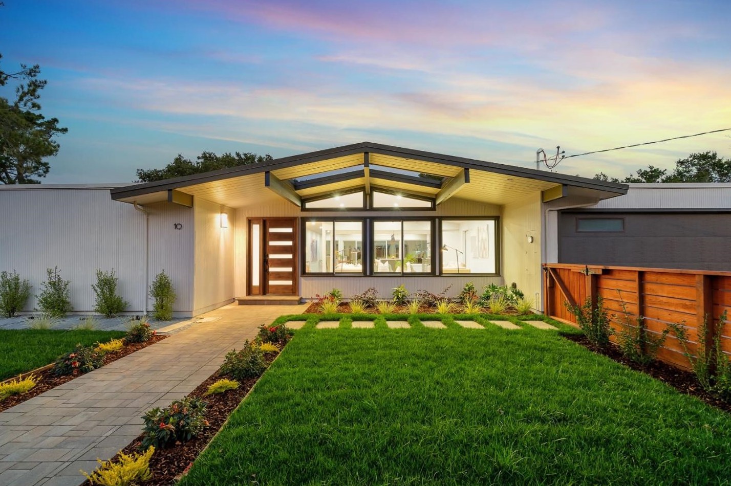 10 Woodcreek Ct, San Mateo CA  94402-4023 exterior