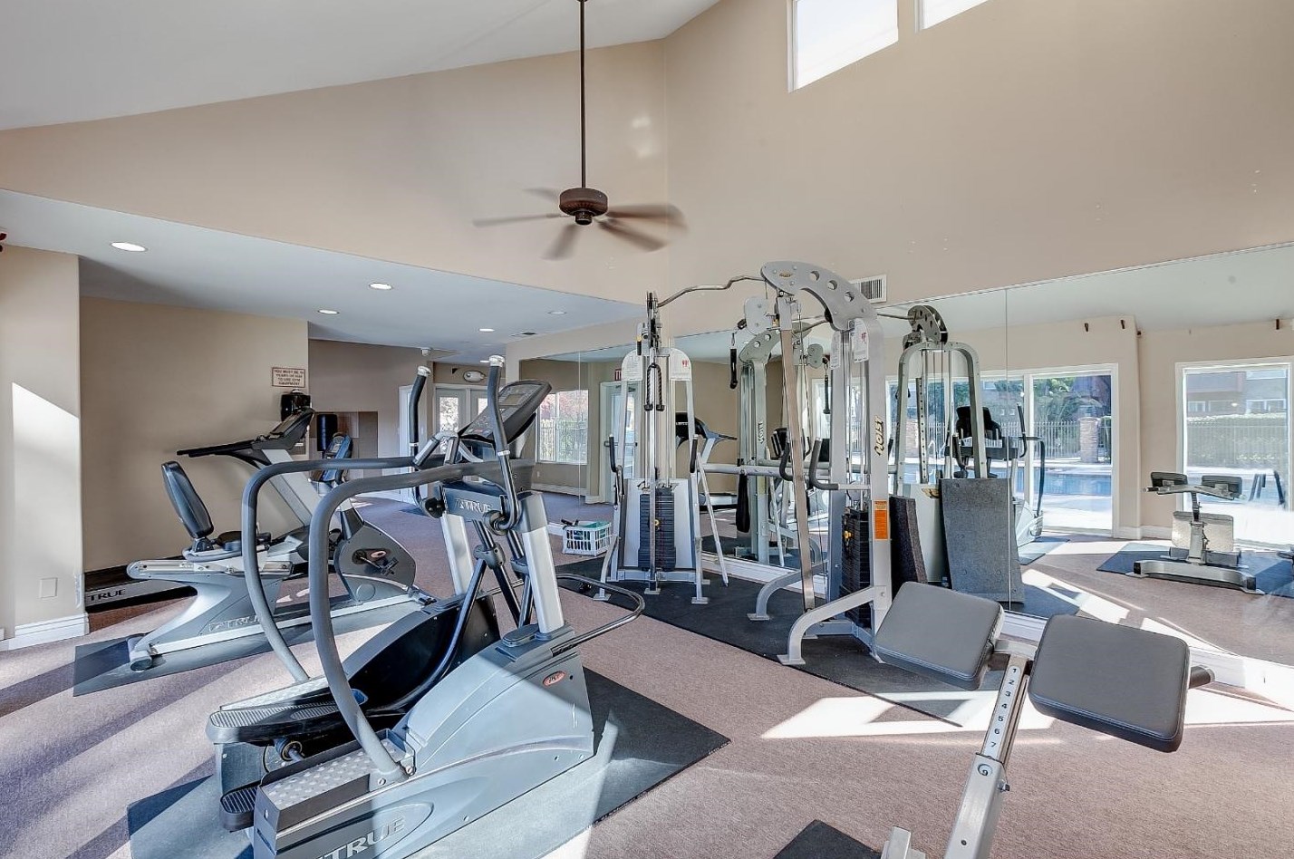 492 Dempsey Rd, Milpitas CA  95035-5696 exterior