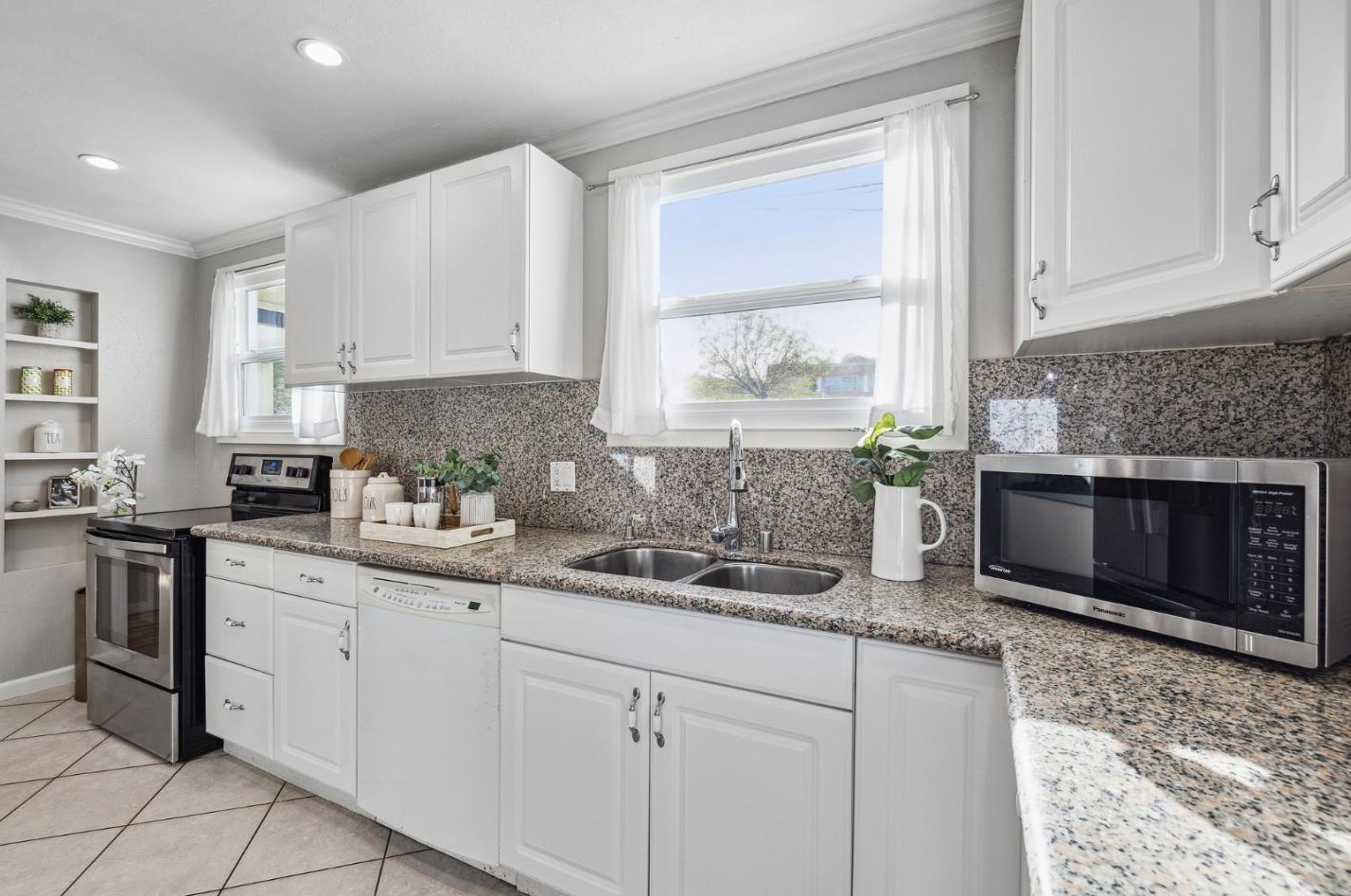 3821 Edison St, San Mateo CA  94403-4541 exterior