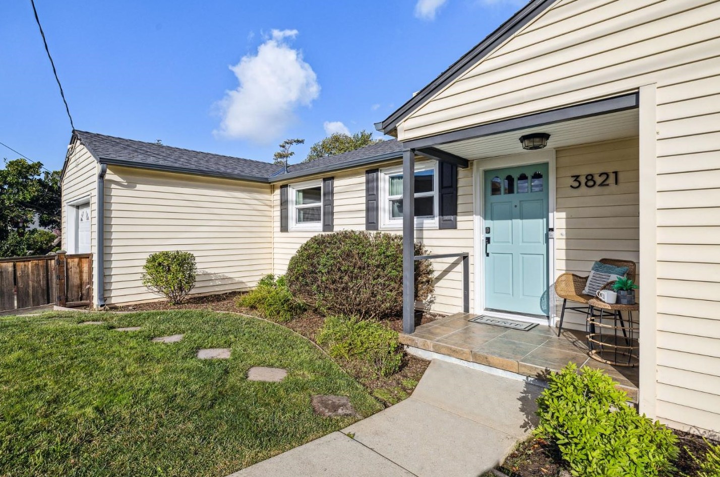 3821 Edison St, San Mateo CA  94403-4541 exterior
