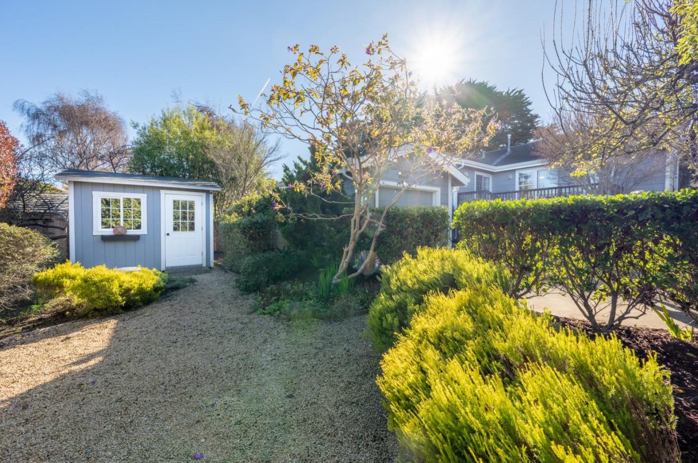 556 Spencer St, Monterey CA  93940-1336 exterior