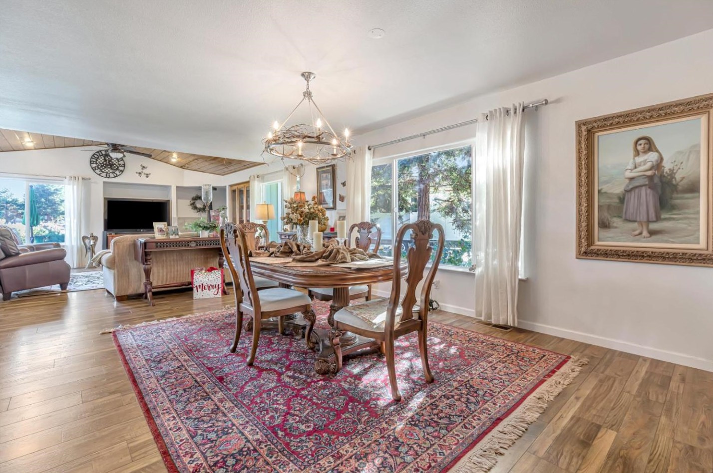 233 Menzel Rd, Hollister CA  95023-9745 exterior