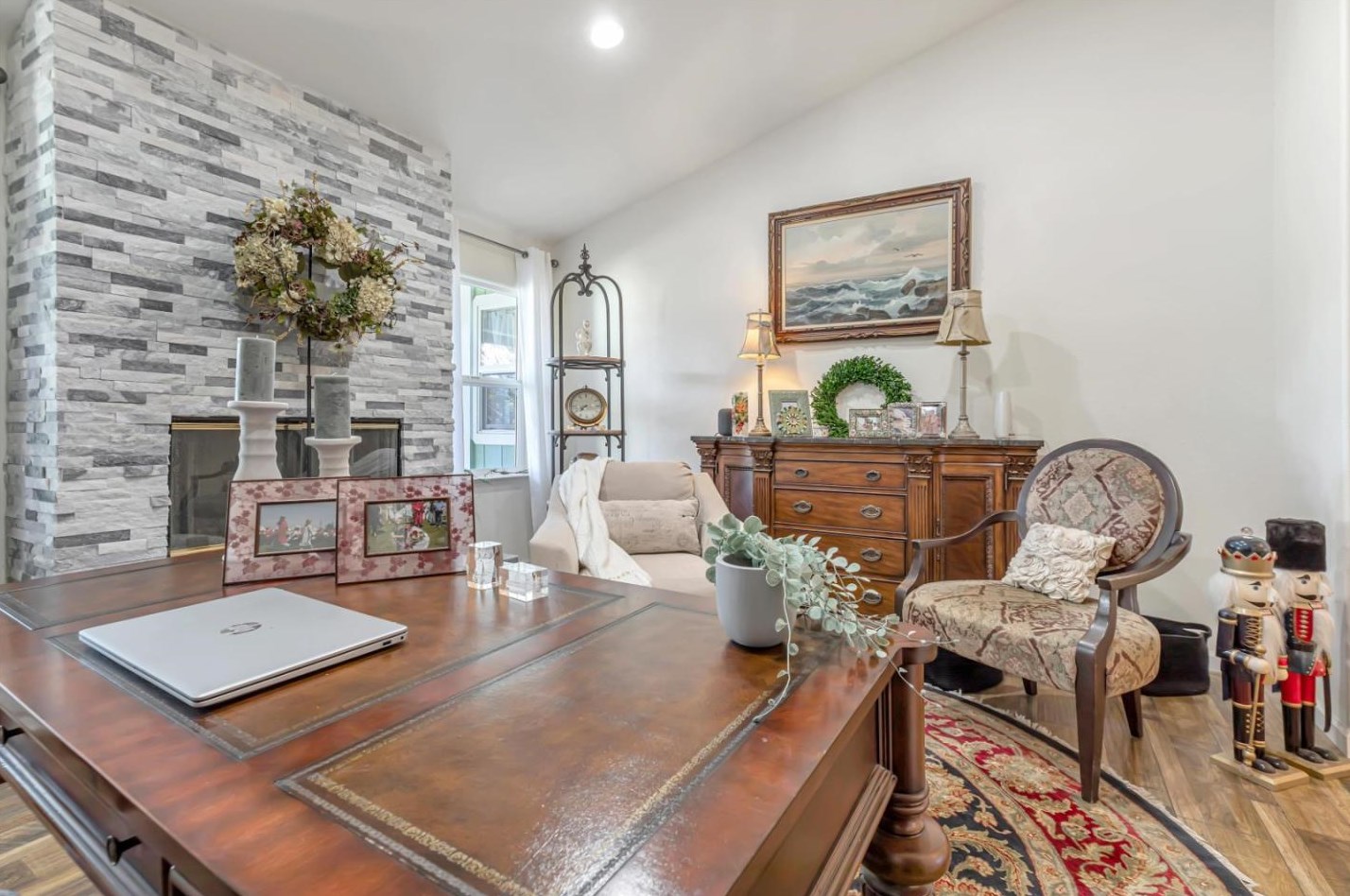233 Menzel Rd, Hollister CA  95023-9745 exterior