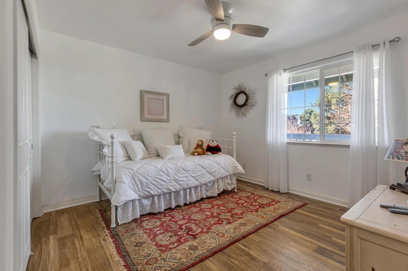 233 Menzel Rd, Hollister CA  95023-9745 exterior