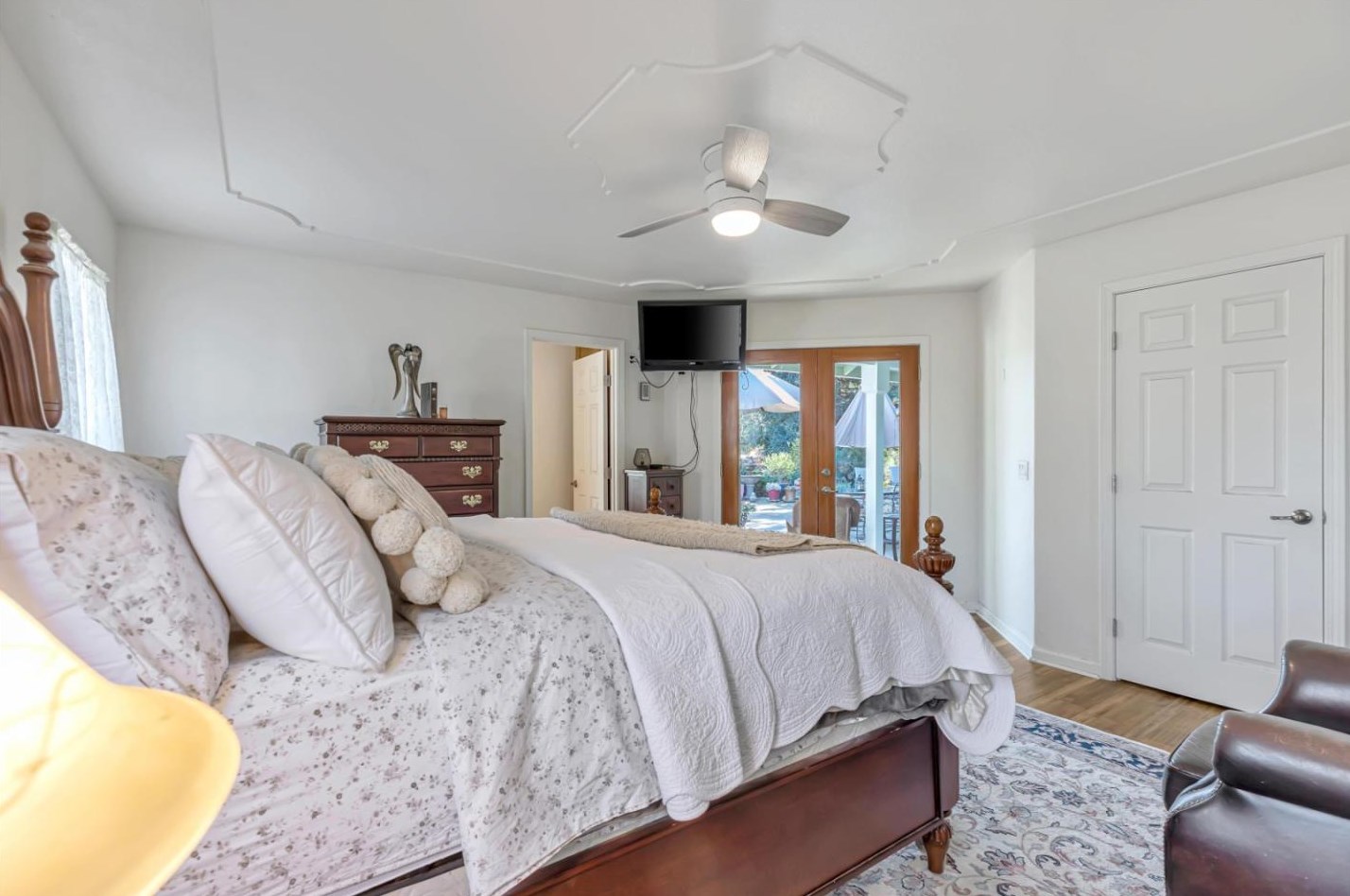 233 Menzel Rd, Hollister CA  95023-9745 exterior