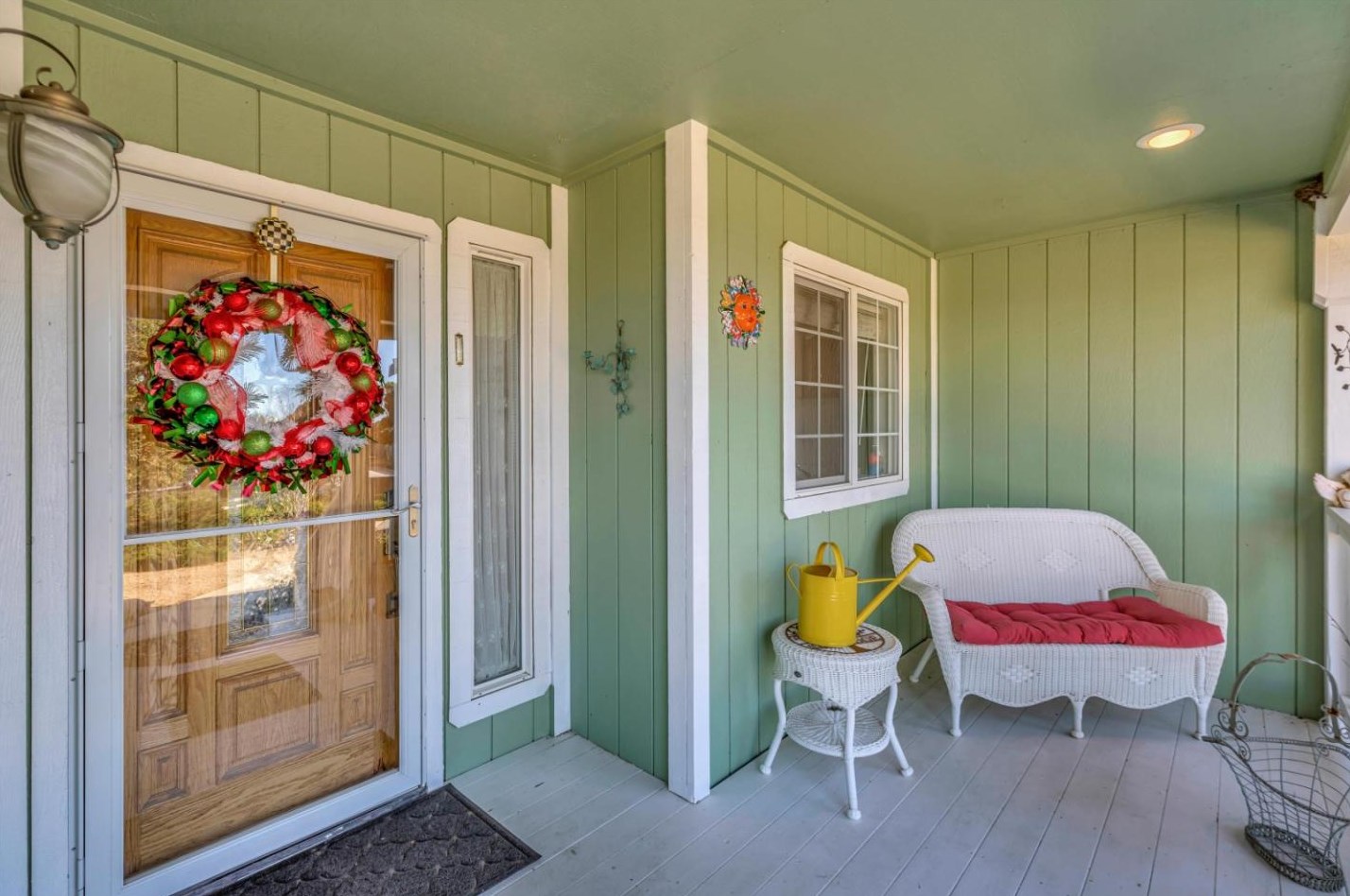233 Menzel Rd, Hollister CA  95023-9745 exterior