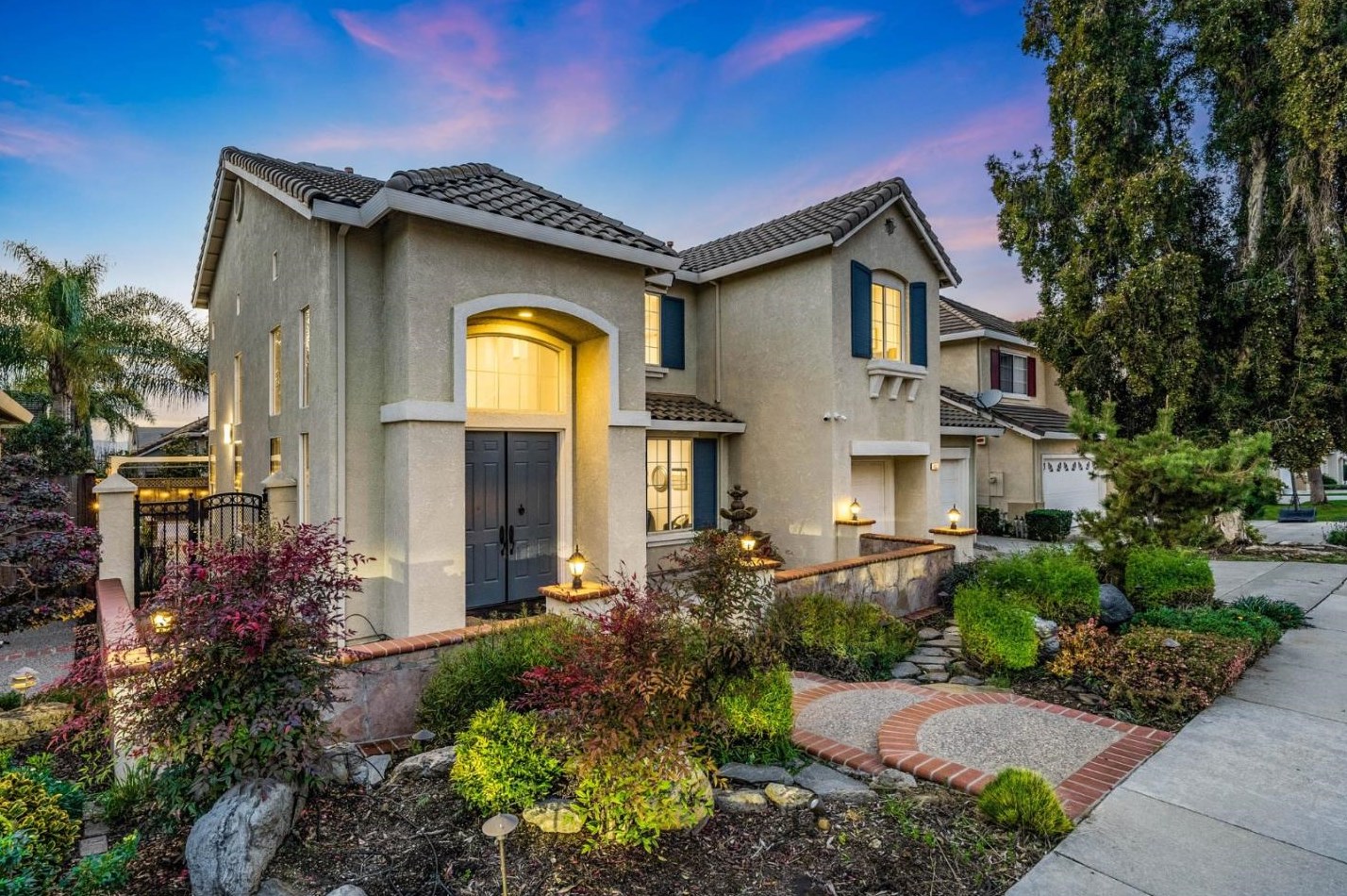 4033 Emerald Isle Ln, San Jose CA  95135-1167 exterior