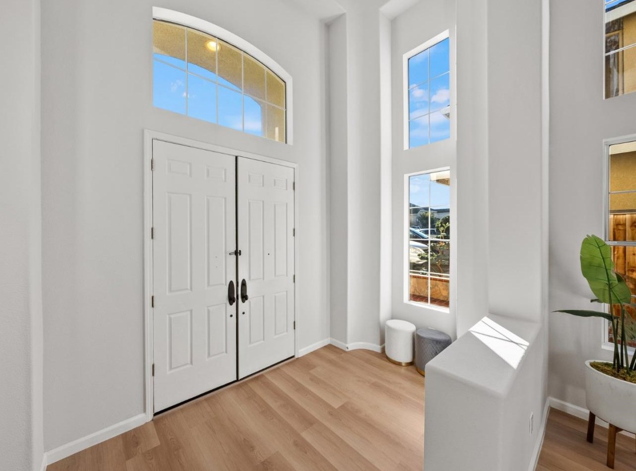 4033 Emerald Isle Ln, San Jose CA  95135-1167 exterior