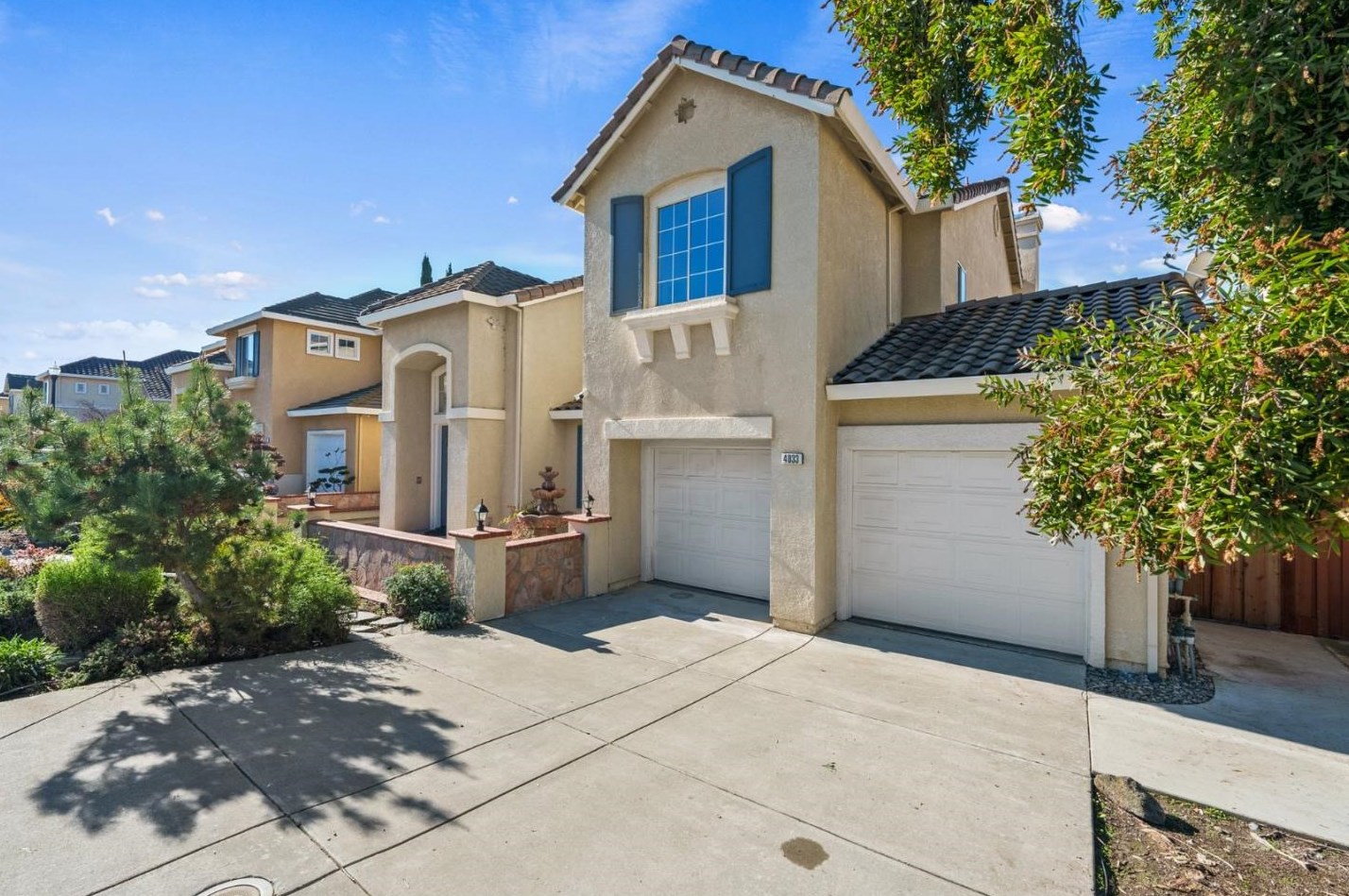 4033 Emerald Isle Ln, San Jose CA  95135-1167 exterior