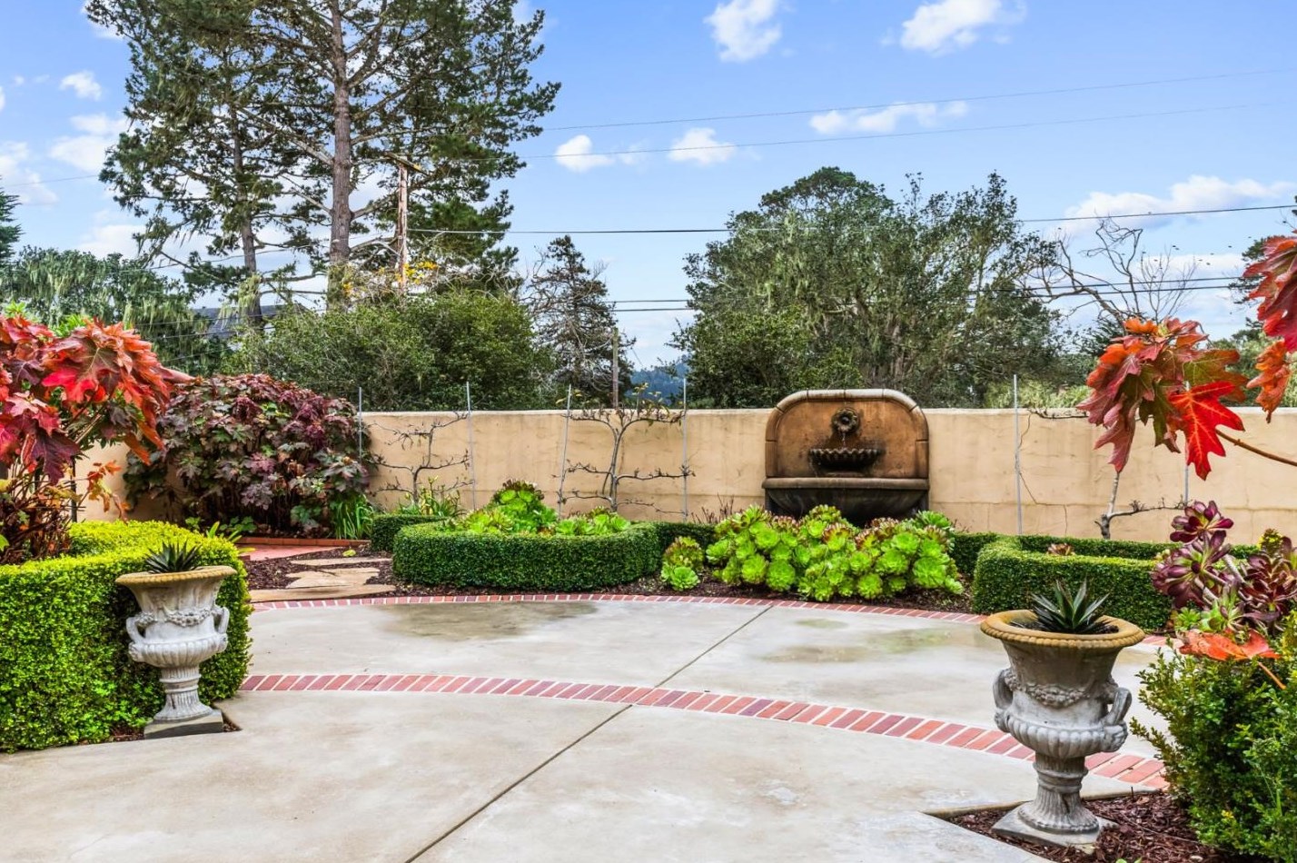 903 Jefferson St, Monterey CA  93940-2134 exterior