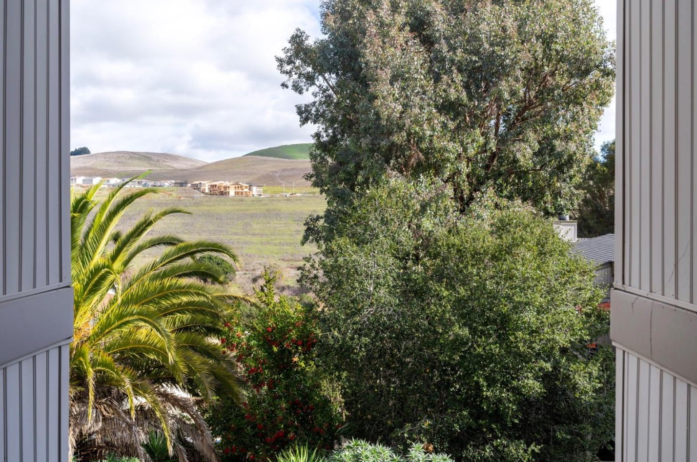 229 Nautical Ct, Vallejo CA  94591-7543 exterior