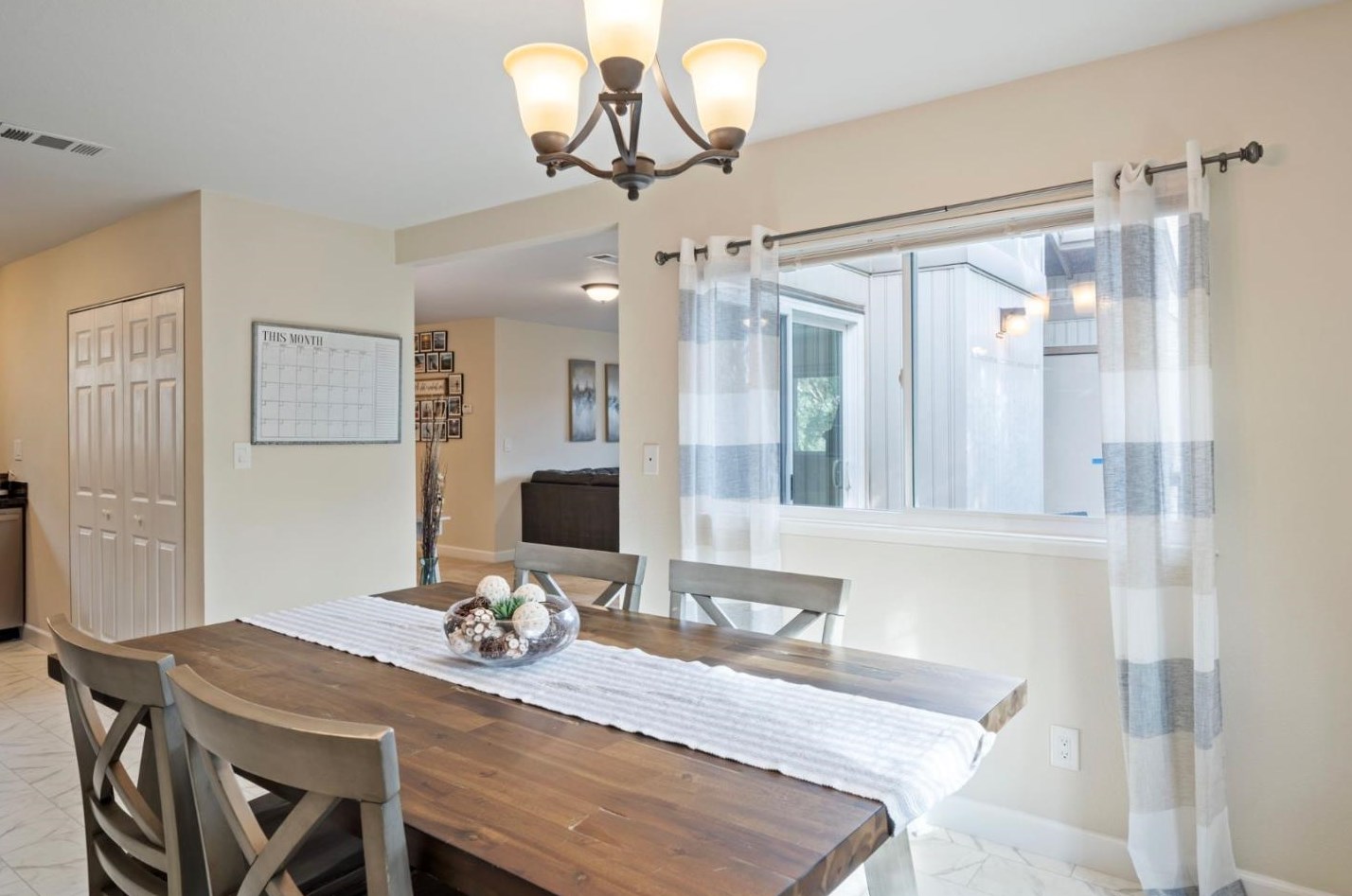 229 Nautical Ct, Vallejo CA  94591-7543 exterior