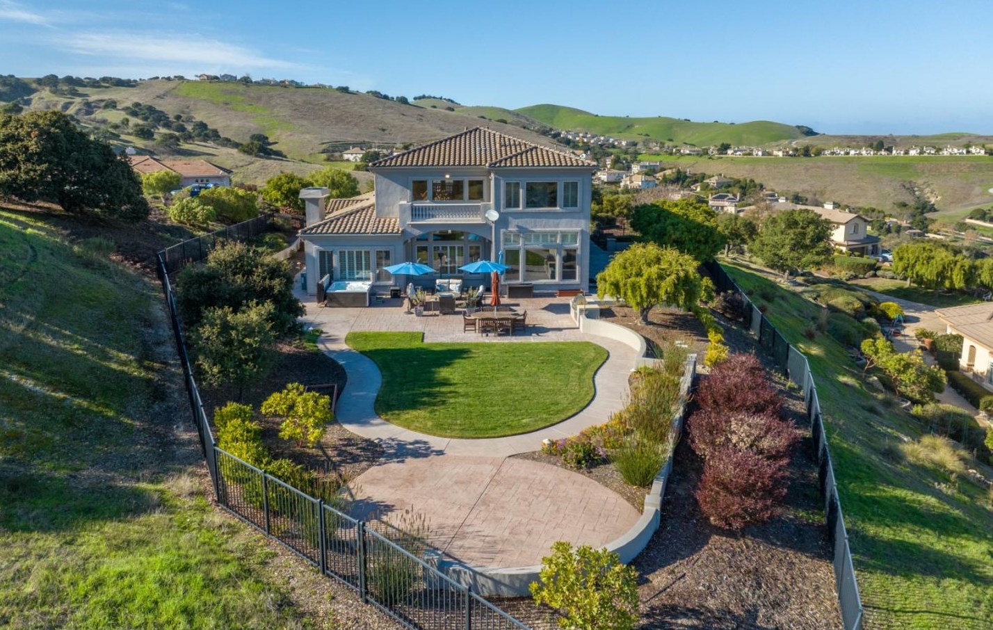 19826 Spring Ridge Ter, Salinas CA  93908-1612 exterior