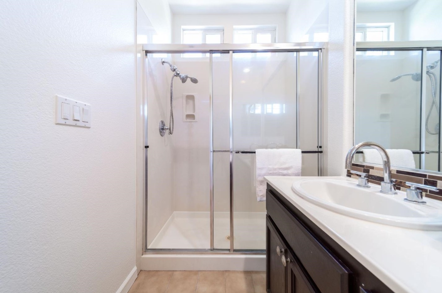 5138 Newington Ct, Pleasanton CA  94568-7845 exterior