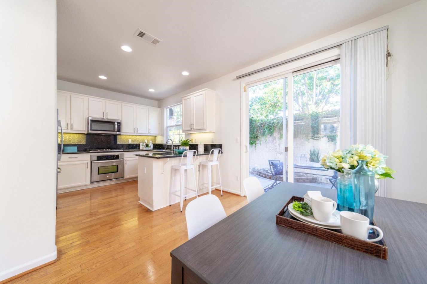 5138 Newington Ct, Pleasanton CA  94568-7845 exterior