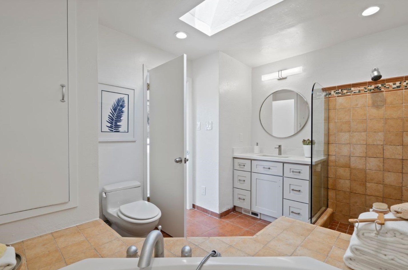 2122 Frst Ave, Belmont CA 94002-1504 exterior