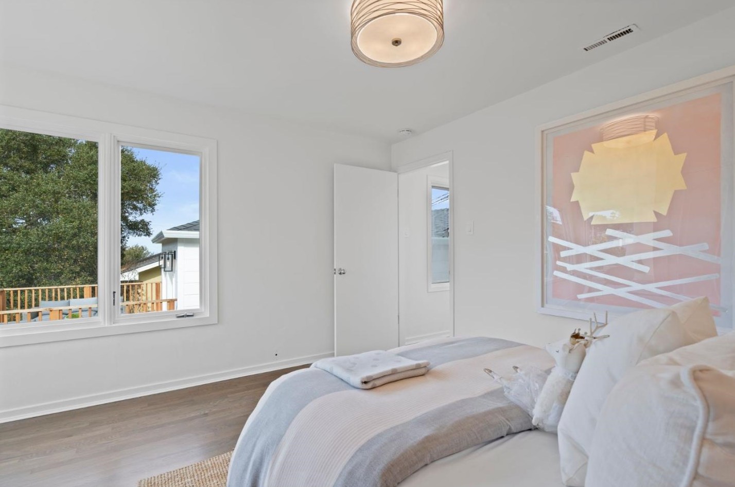 2122 Frst Ave, Belmont CA 94002-1504 exterior